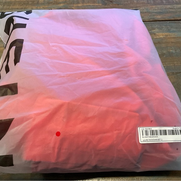 SHEIN Red Cargo Shorts 1XL NWT - Picture 5 of 5